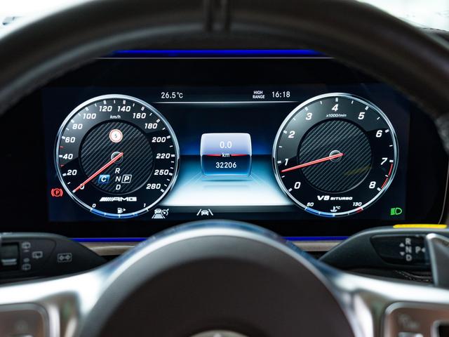 Ｇクラス Ｇ６３　ＡＭＧレザーエクスクルーシブパッケージ　保証付　ＡＭＧ世田谷オーダープログラム　特別色クラシックグレー　純正ナイトパッケージ　マットブラック２２インチ　ホワイトウッドインテリアトリム　レザーエクスクルーシブＰＫＧ　マヌファクトゥーアＰプラス（35枚目）