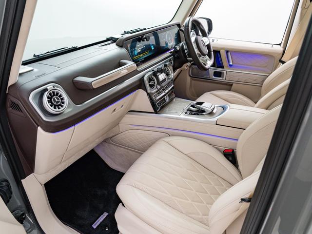 Ｇクラス Ｇ６３　ＡＭＧレザーエクスクルーシブパッケージ　保証付　ＡＭＧ世田谷オーダープログラム　特別色クラシックグレー　純正ナイトパッケージ　マットブラック２２インチ　ホワイトウッドインテリアトリム　レザーエクスクルーシブＰＫＧ　マヌファクトゥーアＰプラス（45枚目）