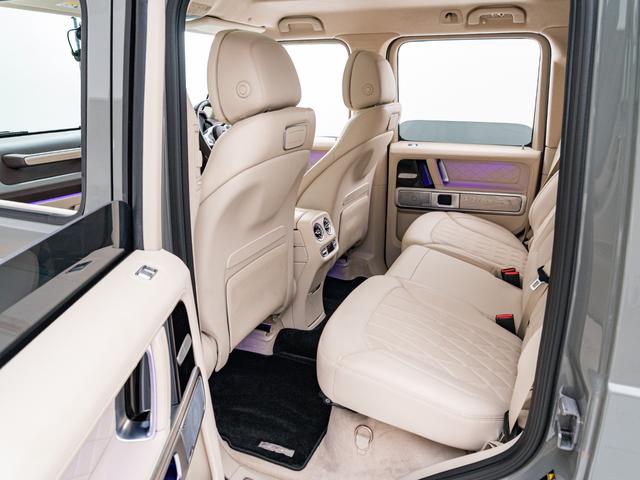 Ｇクラス Ｇ６３　ＡＭＧレザーエクスクルーシブパッケージ　保証付　ＡＭＧ世田谷オーダープログラム　特別色クラシックグレー　純正ナイトパッケージ　マットブラック２２インチ　ホワイトウッドインテリアトリム　レザーエクスクルーシブＰＫＧ　マヌファクトゥーアＰプラス（48枚目）
