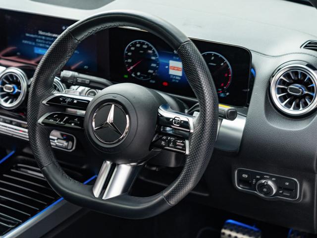 MERCEDES BENZ GLB GLB200D 4MATIC NIGHT EDITION