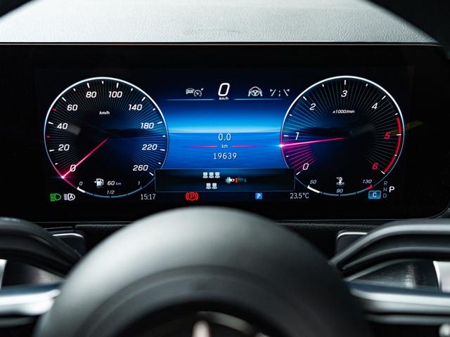 MERCEDES BENZ GLB GLB200D 4MATIC NIGHT EDITION