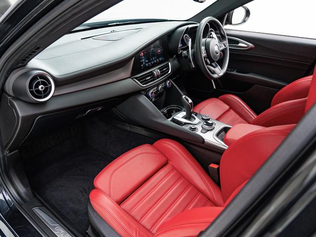 ALFA ROMEO GIULIA VELOCE