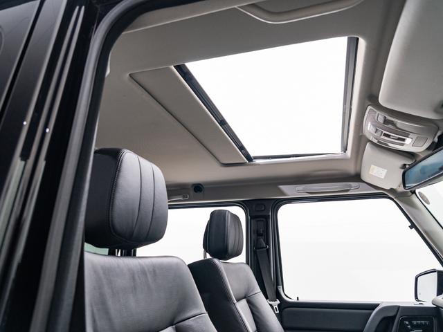 Ｇクラス Ｇ３５０ｄ　保証付　ラグジュアリーパッケージ　ＡＭＧ２０インチ　サンルーフ　ブラックレザーシート　アダプティブクルーズコントロール　フルセグＴＶ　前後席シートヒーター　バックカメラ　ハーマンカードンオーディオ（19枚目）