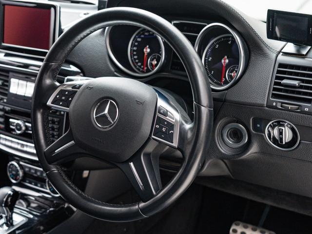 Ｇクラス Ｇ３５０ｄ　保証付　ラグジュアリーパッケージ　ＡＭＧ２０インチ　サンルーフ　ブラックレザーシート　アダプティブクルーズコントロール　フルセグＴＶ　前後席シートヒーター　バックカメラ　ハーマンカードンオーディオ（25枚目）