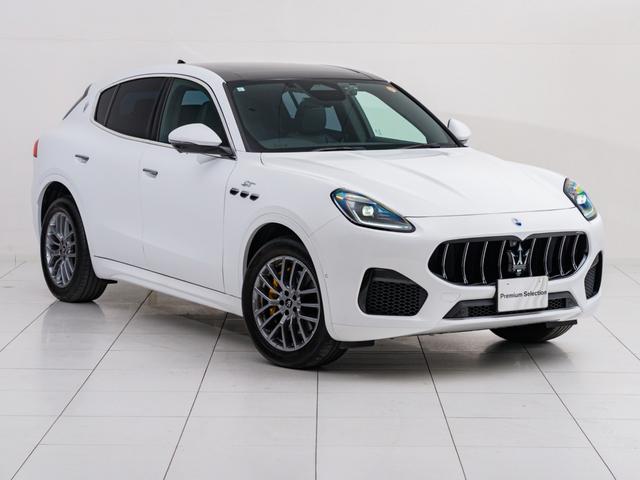 グレカーレ ＧＴ　保証付　パノラミックサンルーフ　Ｓｏｎｕｓ　ｆａｂｅｒサウンドシステム　ＬＥＤヘッドライト　ヒーター付き黒革　フルセグＴＶ　ワイヤレスチャージャー　パーキングアシスト　３６０カメラ　バーチャルＣＰ（18枚目）