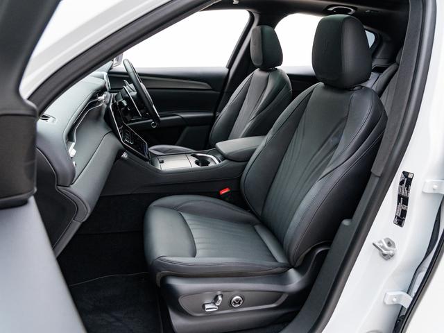 グレカーレ ＧＴ　保証付　パノラミックサンルーフ　Ｓｏｎｕｓ　ｆａｂｅｒサウンドシステム　ＬＥＤヘッドライト　ヒーター付き黒革　フルセグＴＶ　ワイヤレスチャージャー　パーキングアシスト　３６０カメラ　バーチャルＣＰ（41枚目）