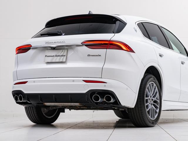 グレカーレ ＧＴ　保証付　パノラミックサンルーフ　Ｓｏｎｕｓ　ｆａｂｅｒサウンドシステム　ＬＥＤヘッドライト　ヒーター付き黒革　フルセグＴＶ　ワイヤレスチャージャー　パーキングアシスト　３６０カメラ　バーチャルＣＰ（52枚目）