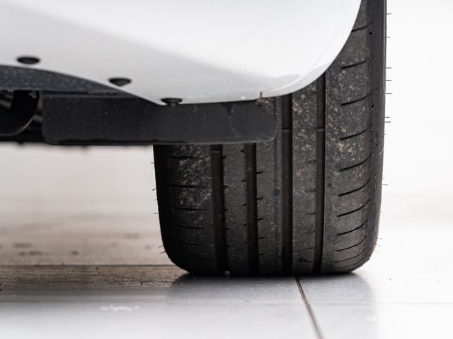 グレカーレ ＧＴ　保証付　パノラミックサンルーフ　Ｓｏｎｕｓ　ｆａｂｅｒサウンドシステム　ＬＥＤヘッドライト　ヒーター付き黒革　フルセグＴＶ　ワイヤレスチャージャー　パーキングアシスト　３６０カメラ　バーチャルＣＰ（53枚目）