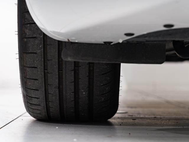 グレカーレ ＧＴ　保証付　パノラミックサンルーフ　Ｓｏｎｕｓ　ｆａｂｅｒサウンドシステム　ＬＥＤヘッドライト　ヒーター付き黒革　フルセグＴＶ　ワイヤレスチャージャー　パーキングアシスト　３６０カメラ　バーチャルＣＰ（54枚目）