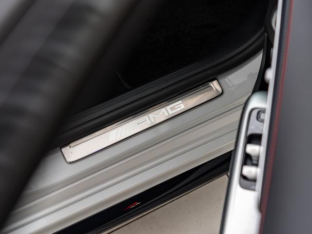 Cクラスステーションワゴン C43 4マチック 保証付 禁煙ワンオーナー車 パノラミックスライディングルーフ 純正AMG21インチアルミ ヘッドアップディスプレイ ヒーター&ベンチレーションシート フルセグTV レーダーセーフティパッケージ(21枚目)