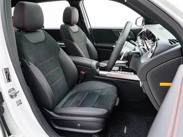 GLB GLB200d 4マチック AMGラインパッケージ 保証付 3列7人乗 パノラミックスライディングルーフ アドバンスドパッケージ 純正ナビ フルセグTV パワーバックドア AMG19インチ アダプティブクルーズコントロール メモリー機能付き電動シート(19枚目)