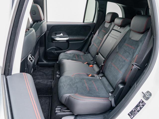 GLB GLB200d 4マチック AMGラインパッケージ 保証付 3列7人乗 パノラミックスライディングルーフ アドバンスドパッケージ 純正ナビ フルセグTV パワーバックドア AMG19インチ アダプティブクルーズコントロール メモリー機能付き電動シート(37枚目)