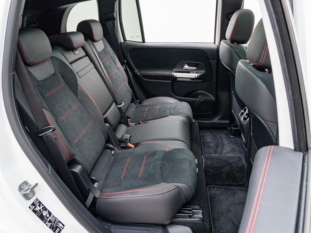 GLB GLB200d 4マチック AMGラインパッケージ 保証付 3列7人乗 パノラミックスライディングルーフ アドバンスドパッケージ 純正ナビ フルセグTV パワーバックドア AMG19インチ アダプティブクルーズコントロール メモリー機能付き電動シート(41枚目)