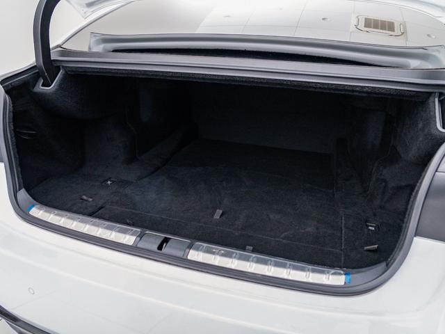 LS LS500 Fスポーツ 保証付 赤黒コンビシート サンルーフ レクサスセーフティシステム+ ヒーター&ベンチレーション 20インチ純正アルミ デジタルインナーミラー パワートランク エアサスペンション ステアリングヒーター(55枚目)