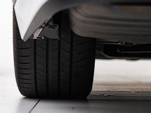 LS LS500 Fスポーツ 保証付 赤黒コンビシート サンルーフ レクサスセーフティシステム+ ヒーター&ベンチレーション 20インチ純正アルミ デジタルインナーミラー パワートランク エアサスペンション ステアリングヒーター(58枚目)