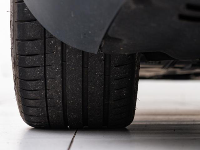 ＧＴ ４ドアクーペ ５３　４マチック＋　保証付　フルレザー仕様インテリア　ダイヤモンドステッチ入りナッパレザー　ＯＰ純正マットカラー　ＡＭＧエクステリアナイトパッケージ　ＡＭＧ　ＲＩＤＥ　ＣＯＮＴＲＯＬ＋エアサス　アップルカープレイ　地デジ（63枚目）