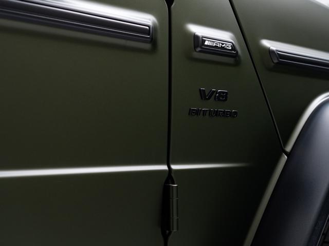 Gクラス G63 ブラックアクセントエディション 保証付 60台限定ブラックアクセントエディション 初採用フルレザーパッケージ 純正AMGナイトパッケージ&ツートンボディ マヌファクトゥーアプログラムプラス 専用ブラックエグゾースト ダーククローム(11枚目)
