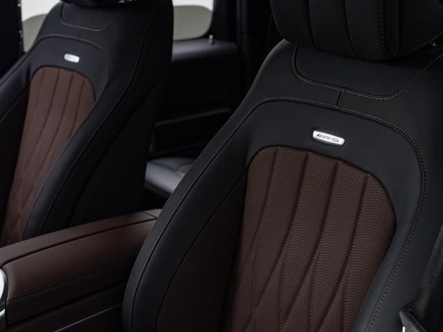 Gクラス G63 ブラックアクセントエディション 保証付 60台限定ブラックアクセントエディション 初採用フルレザーパッケージ 純正AMGナイトパッケージ&ツートンボディ マヌファクトゥーアプログラムプラス 専用ブラックエグゾースト ダーククローム(27枚目)