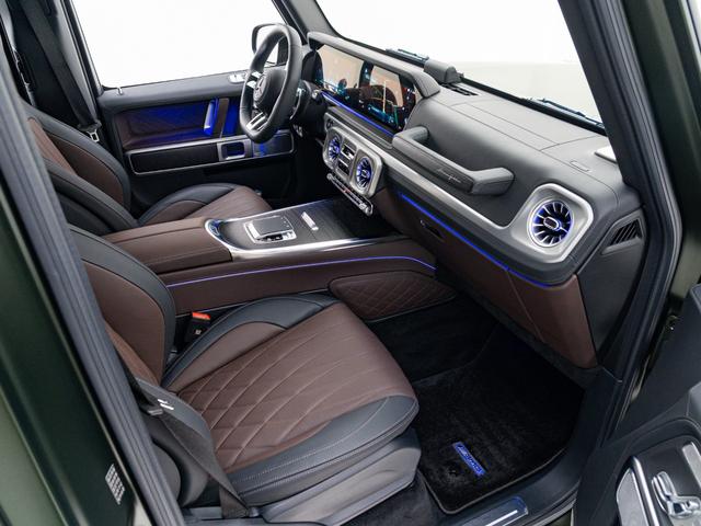 Gクラス G63 ブラックアクセントエディション 保証付 60台限定ブラックアクセントエディション 初採用フルレザーパッケージ 純正AMGナイトパッケージ&ツートンボディ マヌファクトゥーアプログラムプラス 専用ブラックエグゾースト ダーククローム(47枚目)