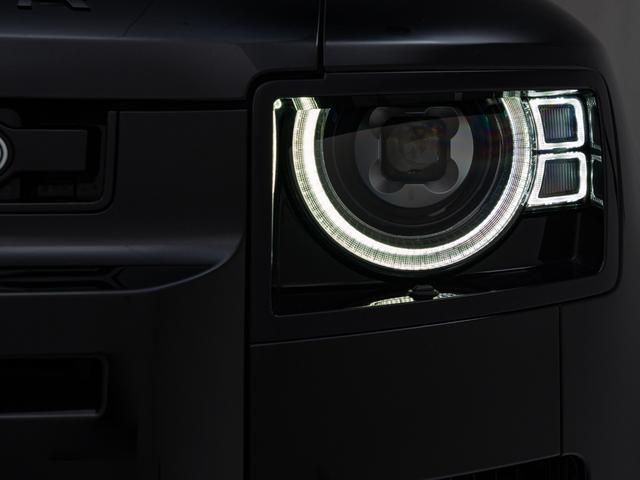 ディフェンダー 110X-ダイナミックHSE D300 保証付 サイドステップ スライディングサンルーフ ヒーター&ベンチレーション機能 エクステンデッドブラックエクステリアパック エアサスペンション フル液晶メーターパネル MERIDIANオーディオ(5枚目)