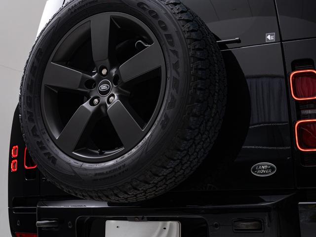 ディフェンダー 110X-ダイナミックHSE D300 保証付 サイドステップ スライディングサンルーフ ヒーター&ベンチレーション機能 エクステンデッドブラックエクステリアパック エアサスペンション フル液晶メーターパネル MERIDIANオーディオ(16枚目)