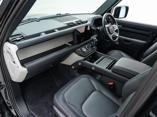 ディフェンダー 110X-ダイナミックHSE D300 保証付 サイドステップ スライディングサンルーフ ヒーター&ベンチレーション機能 エクステンデッドブラックエクステリアパック エアサスペンション フル液晶メーターパネル MERIDIANオーディオ(41枚目)