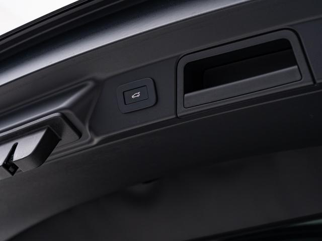 レンジローバーヴェラール Ｒ　ダイナミック　Ｓ　Ｄ２００　保証付　スライディングパノラマルーフ　ヒーター＆ベンチレーション　アップルカープレイ　ＭＥＲＩＤＩＡＮオーディオ　サテンダークグレー１９インチ　３Ｄサラウンドカメラ　アダプティブクルーズコントロール（47枚目）