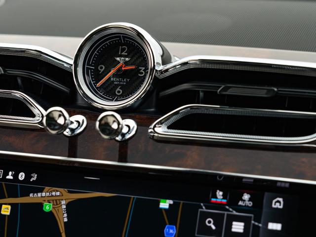 【　お客様のカーライフをサポート　】わたくしたちが目指すのはお客様との長いお付き合い。決して無理せず、無理させず。リセールを意識することで、リズムよくお車を乗り次いでいけるようお手伝い致します。