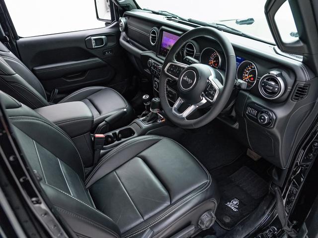 ジープ・ラングラーアンリミテッド サハラ 保証付 LEXXELレクセル17インチアルミ/純正5本あり シートヒーター付き黒革 ステアリングヒーター アップルカープレイ フロント/サイド/バックカメラ デジタルルームミラー 純正ナビゲーション(22枚目)