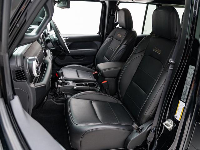 ジープ・ラングラーアンリミテッド サハラ 保証付 LEXXELレクセル17インチアルミ/純正5本あり シートヒーター付き黒革 ステアリングヒーター アップルカープレイ フロント/サイド/バックカメラ デジタルルームミラー 純正ナビゲーション(37枚目)