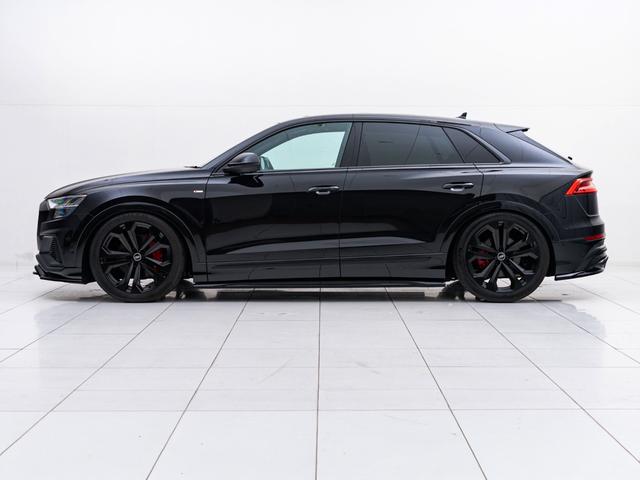 Q8 55TFSIクワトロ Sライン 保証付 RS仕様グリル F/S/Rエアロ カーボンハンドル Sラインプラス 車高調整機能付エアサス パノラマルーフ 純正22インチ 光輝レッドキャリパー バングアンドオルフセン サラウンドビューカメラ(10枚目)