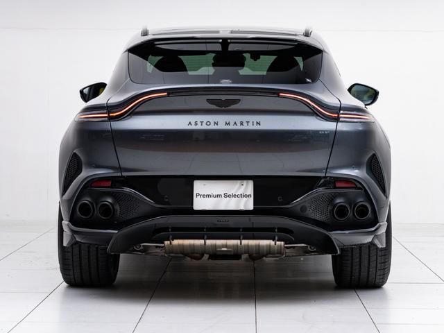 ＤＢＸ ７０７　保証付　パノラマサンルーフ　イエローキャリパー　イエローステッチ　ツートンカラーシート　シートヒーター＆シートクーラー（フロント／リア）（12枚目）