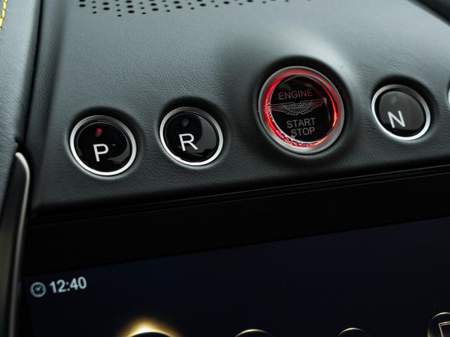 ＤＢＸ ７０７　保証付　パノラマサンルーフ　イエローキャリパー　イエローステッチ　ツートンカラーシート　シートヒーター＆シートクーラー（フロント／リア）（31枚目）