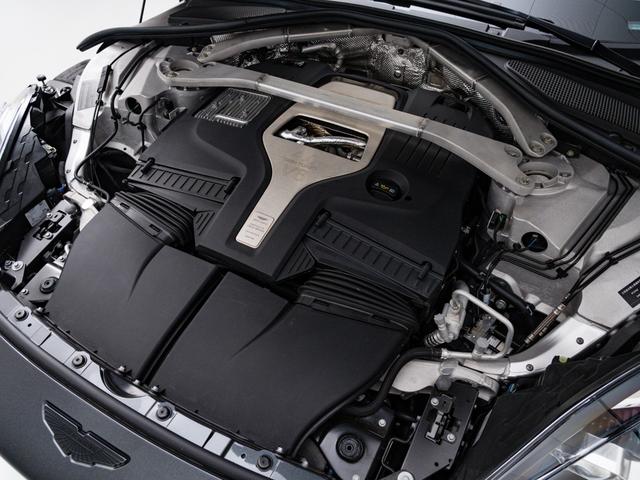 ＤＢＸ ７０７　保証付　パノラマサンルーフ　イエローキャリパー　イエローステッチ　ツートンカラーシート　シートヒーター＆シートクーラー（フロント／リア）（46枚目）