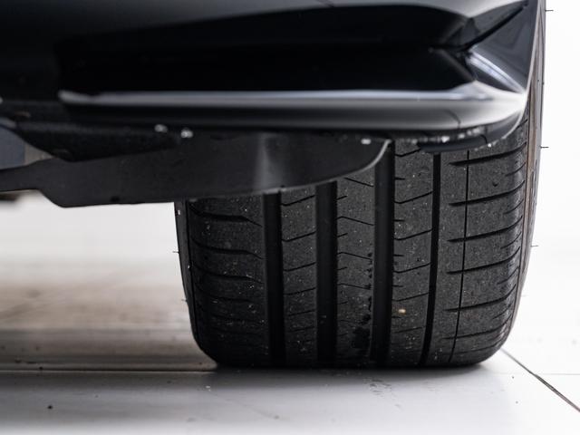 ＤＢＸ ７０７　保証付　パノラマサンルーフ　イエローキャリパー　イエローステッチ　ツートンカラーシート　シートヒーター＆シートクーラー（フロント／リア）（54枚目）