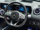 MERCEDES BENZ GLB