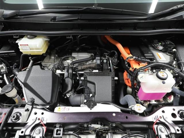 ノア ハイブリッドＧ　Ｒカメラ　スマートキー＆プッシュスタート　ＬＥＤへッドライト　地デジ　イモビライザー　Ｗエアコン　パワーウインドウ　アルミ　クルコン　エアバッグ　横滑り防止　ＤＶＤ再生機能　パワステ　ナビＴＶ　ＡＢＳ（25枚目）