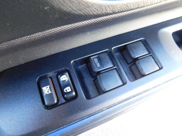 S /1年保証付/禁煙車/SDナビ/Bluetooth/バックカメラ/フルセグ/ETC/スマートキー/プッシュスタート/電動格納ミラー(26枚目)