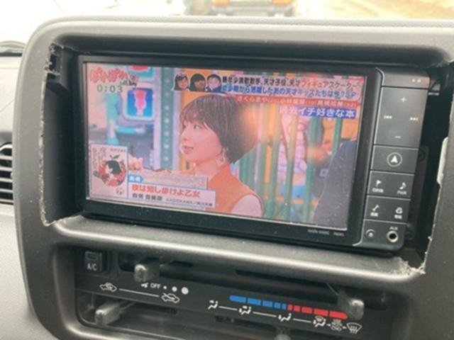 ハイゼットカーゴ ＤＸ　四駆　５速マニュアルミッション　シートカバー　ナビ　テレビ　Ｂｌｕｅｔｏｏｔｈ　ＥＴＣ　リアモニター　レベライザー　パワーウインドウ　軽バン　軽自動車（27枚目）