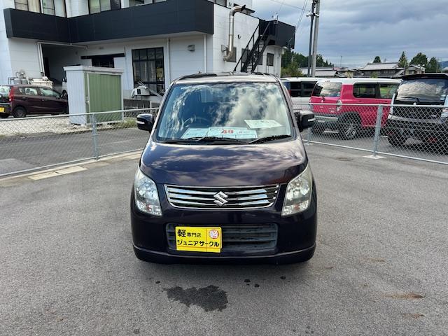 ワゴンＲ ＦＸリミテッド　アイドリングストップ車　デュアルエアバック　盗難警報装置　パワーウィンドー　フロントベンチシート　ＡＡＣ　インテリキー　フルフラットシート　運転席エアバック　ＰＳ　キーレスキー　ＡＢＳ　衝突安全ボディ（5枚目）