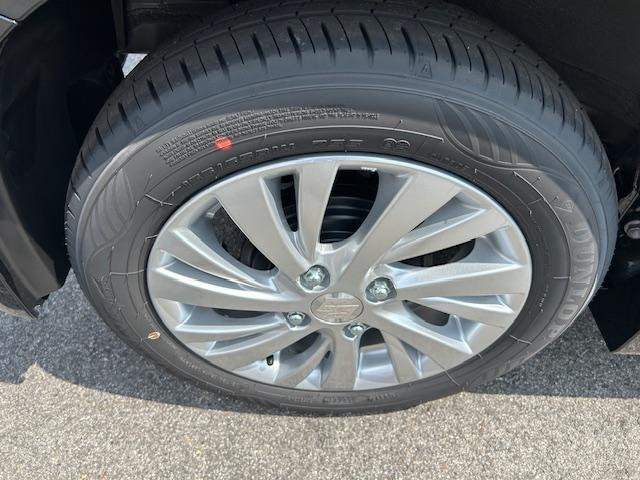 スキャンツールによる「コンピュータ・システム診断」認定店！※　スキャンツールとは、車両内のコンピュータと通信を行う整備用専門ツールで、言わばクルマの電子制御状態を「見えるようにする道具」です