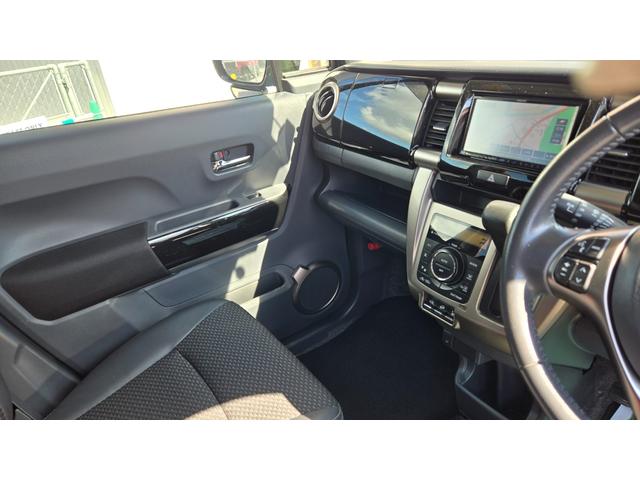 ハスラー JスタイルII Sキー シートヒター 助手席エアバッグ セキュリティー アイストップ 衝突安全ボディ 横滑り防止 ベンチシート AUTOライト ABS キーフリーシステム オートエアコン エアバック パワステ(18枚目)