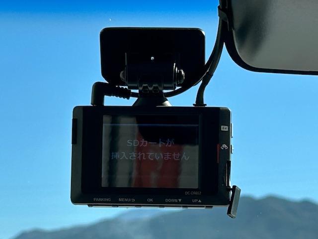 タント カスタムＲＳ　トップエディションＳＡＩＩＩ　ブレーキサポート　ソナー　ＡＡＣ　Ｂモニター　寒冷地　イモビライザー　ハイビームアシスト　衝突安全ボディ　シートヒータ　Ａライト　ＬＥＤ　キーフリー　サイドエアバッグ　Ｗエアバック　ＡＢＳ　ＰＳ（21枚目）