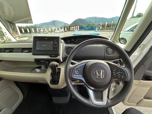 Ｎ－ＢＯＸ Ｇ・Ｌホンダセンシング　レーダブレーキ　Ａストップ　車線維持支援システム　ＡＴハイビーム　ＥＳＣ　キーフリーシステム　ＬＥＤライト　オートライト　バックＭ　ＵＳＢ　スマートキー　クルコン　ＥＴＣ　両席エアバック　フルフラット（11枚目）