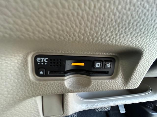 Ｎ－ＢＯＸ Ｇ・Ｌホンダセンシング　レーダブレーキ　Ａストップ　車線維持支援システム　ＡＴハイビーム　ＥＳＣ　キーフリーシステム　ＬＥＤライト　オートライト　バックＭ　ＵＳＢ　スマートキー　クルコン　ＥＴＣ　両席エアバック　フルフラット（14枚目）