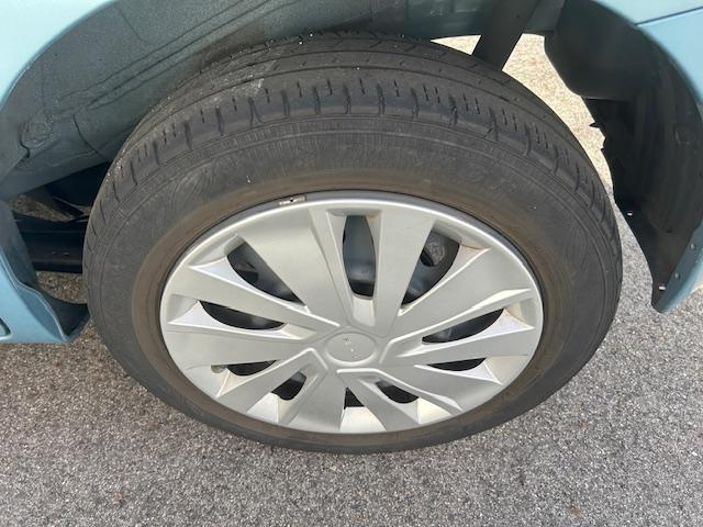 スペーシア Ｇ　アイドリングストップ機能　シ－トヒ－タ－　Ｗエアバッグ　スマートキー＆プッシュスタート　フルオートエアコン　盗難防止装置　パワステ　フルフラットシート　ベンチシート　ＡＢＳ　キーレス　パワーウィンドウ（5枚目）