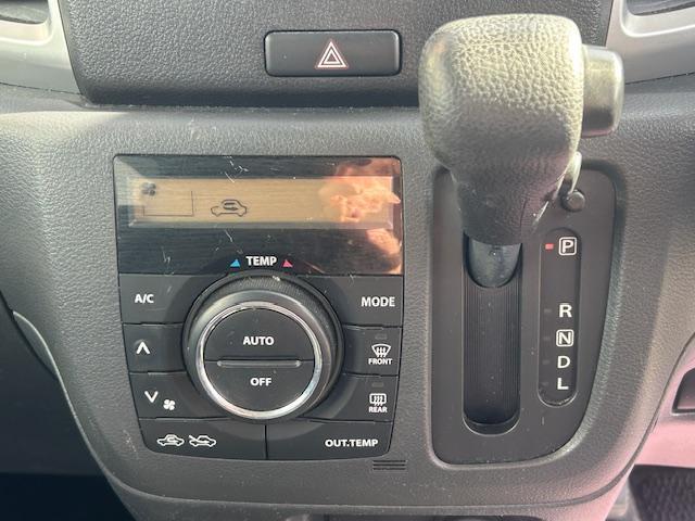 スペーシア Ｇ　アイドリングストップ機能　シ－トヒ－タ－　Ｗエアバッグ　スマートキー＆プッシュスタート　フルオートエアコン　盗難防止装置　パワステ　フルフラットシート　ベンチシート　ＡＢＳ　キーレス　パワーウィンドウ（17枚目）