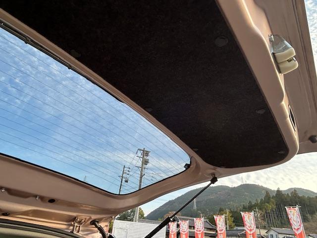 �����O�~�n�j���w������E��w�̕��E�N���̕��Ȃǂ�������̕����炲�D�]�𒸂��Ă���܂��B