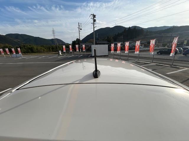 ムーヴ L SA Iストップ キーレスキー 横滑防止装置 パワーウインドウ AC フルフラット 盗難防止 パワーステアリング ベンチシート 衝突安全ボディ エアバッグ ABS 衝突被害軽減装置 運転席助手席エアバック(7枚目)