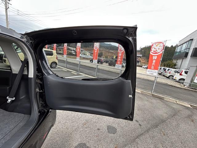 �����O�~�n�j���w������E��w�̕��E�N���̕��Ȃǂ�������̕����炲�D�]�𒸂��Ă���܂��B